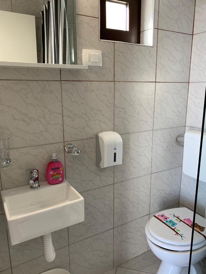 Apartments Lota กอสเตรนา ภายนอก รูปภาพ