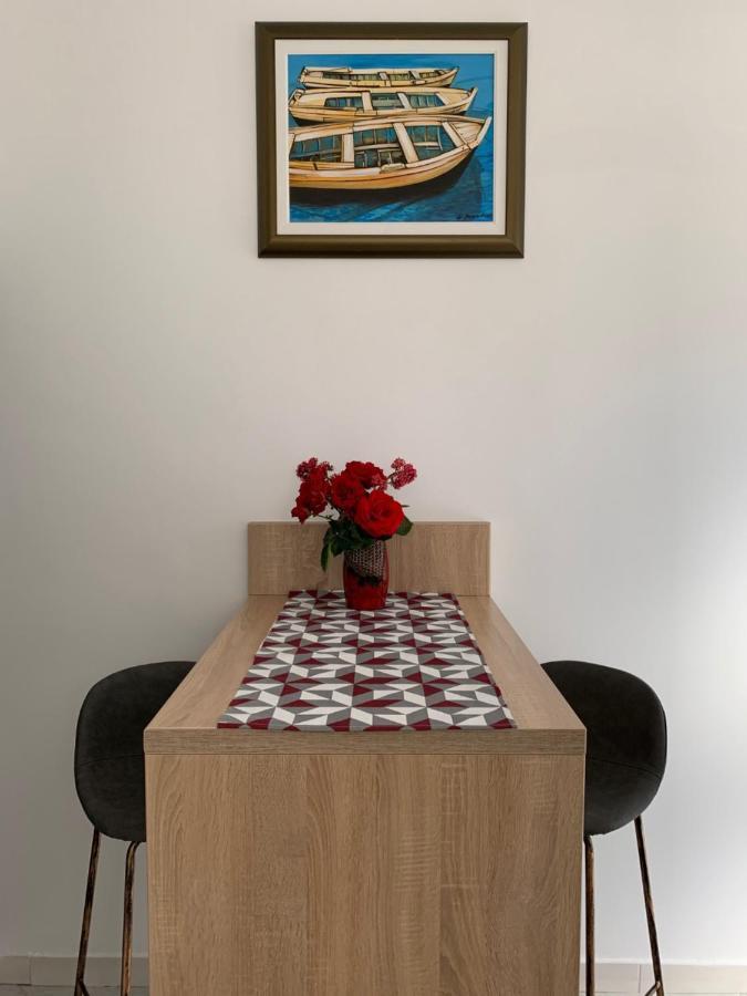 Apartments Lota กอสเตรนา ภายนอก รูปภาพ