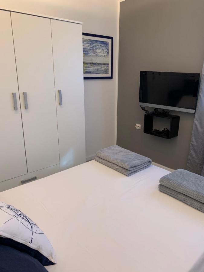 Apartments Lota กอสเตรนา ภายนอก รูปภาพ